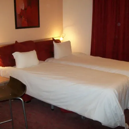 Canal - La Hotel 3*