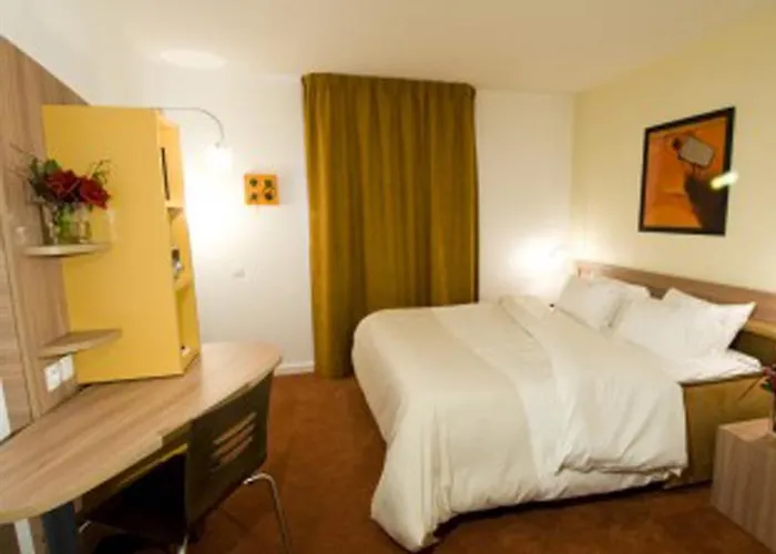 Canal - La Hotell
