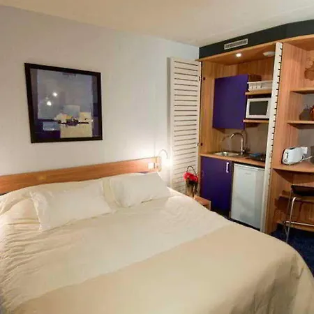 Hotel Canal Pantin