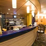 Canal - La Hotel