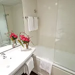 Canal - La Hotel