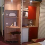 Canal - La Hotel