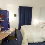Canal - La Hotel 3*